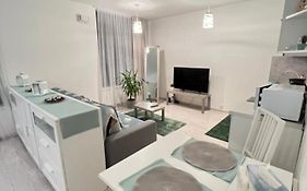 Free Parking In Garage Karolina Plazza, New Cosy Studio With All You Need